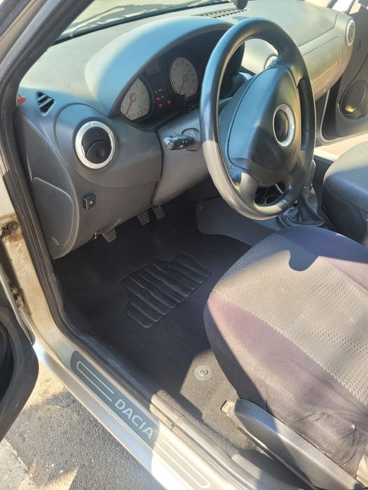 Vând Logan Laureate 1.6 mpi, cu 8 valve, cu instalație gpl 55l.