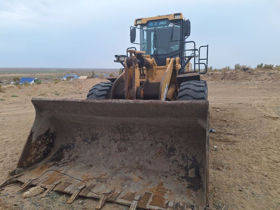 Фронтальный погрузчик XCMG ZL50GN 2014г
