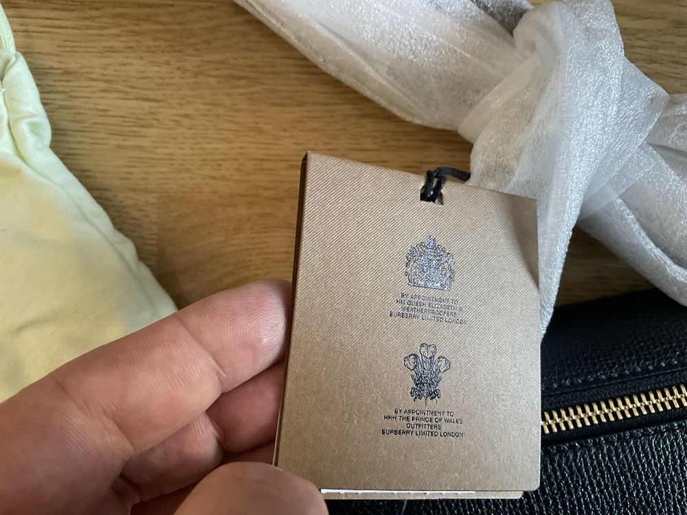 Burberry geanta umar originala piele naturala