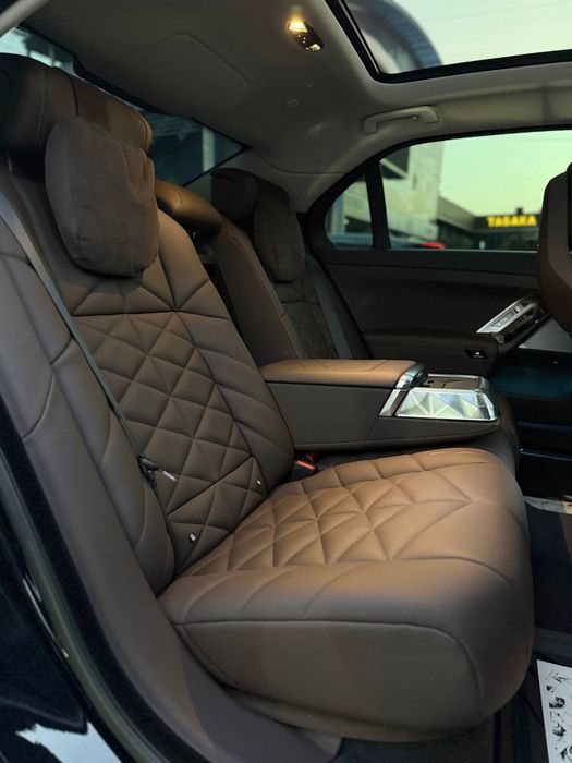 BMW i7 eDrive 50L