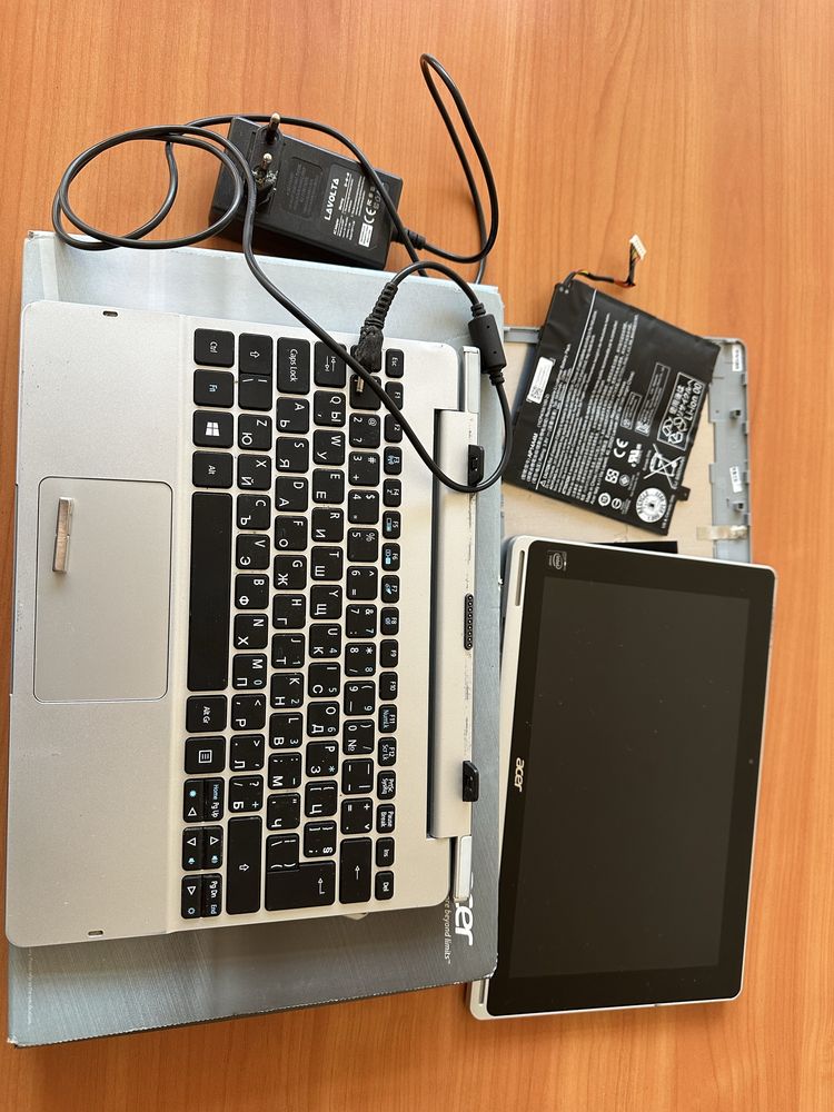 Acer Aspire Switch 10 за части