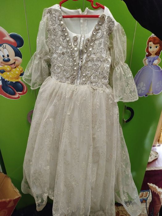 Oq kelin kòyle sotiladi yangi