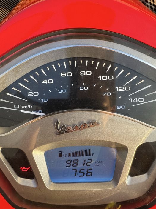Vand vespa primavera 125 rosie