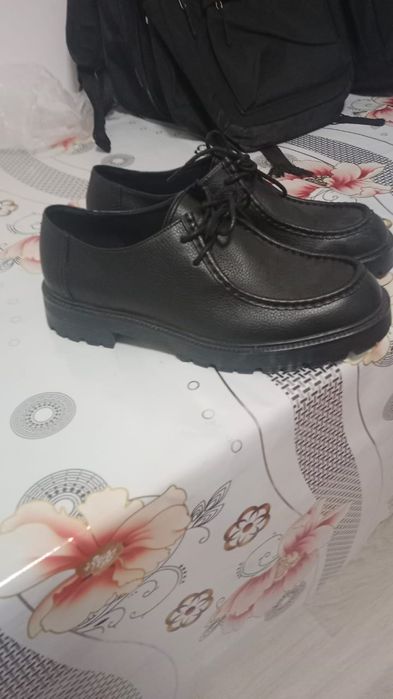 Туфли сатамын.бренд ,zara 43размер