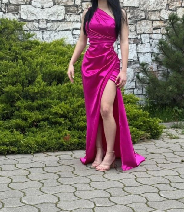 Rochita noua!! Cadoul perfect!!!