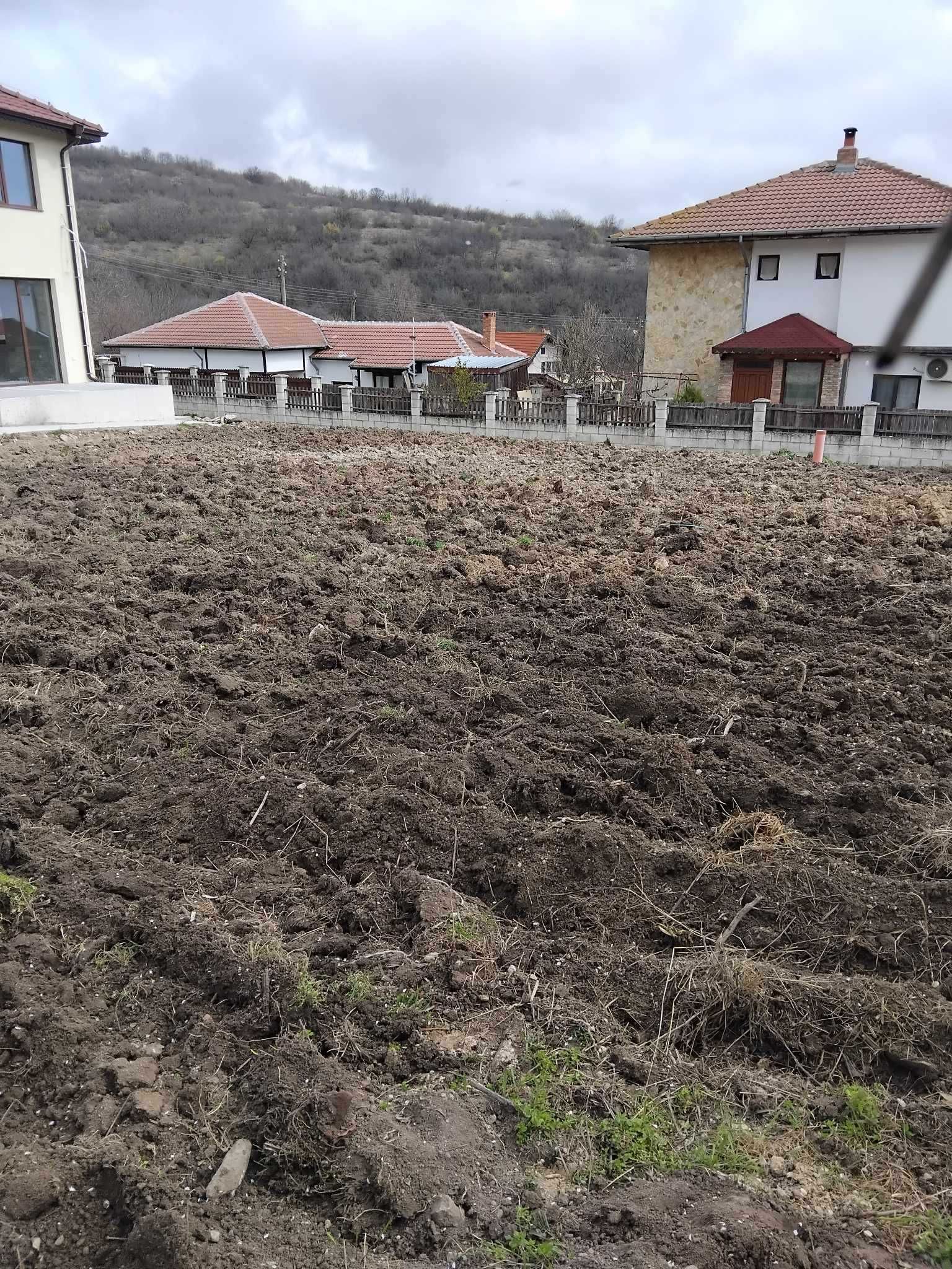Новопостроена къща в с. Генерал Кантарджиево с Акт 16