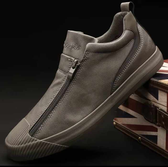 Продам новую мужскую обувь