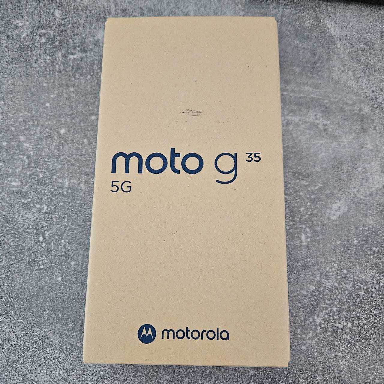 moto g35 256gb green чисто нов!