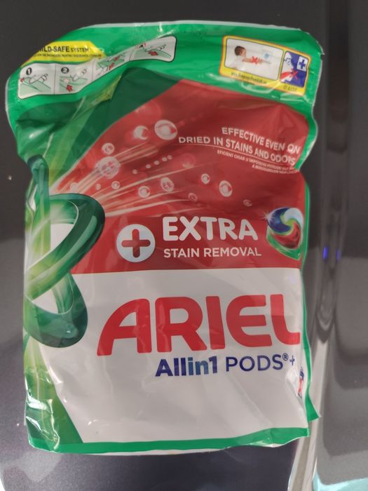 Detergent capsule Ariel 44 capsule