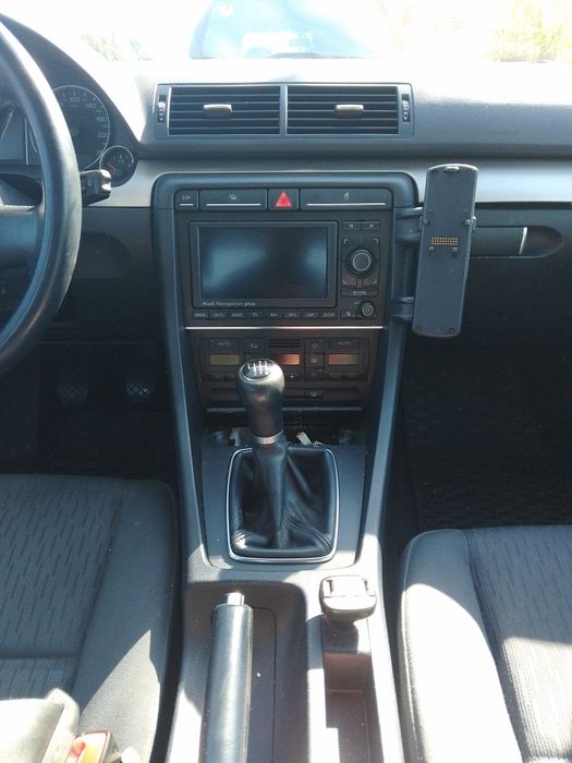 Vând sau schimb cu Logan după 2012 +- diferența  Audi a 4 B7 2006