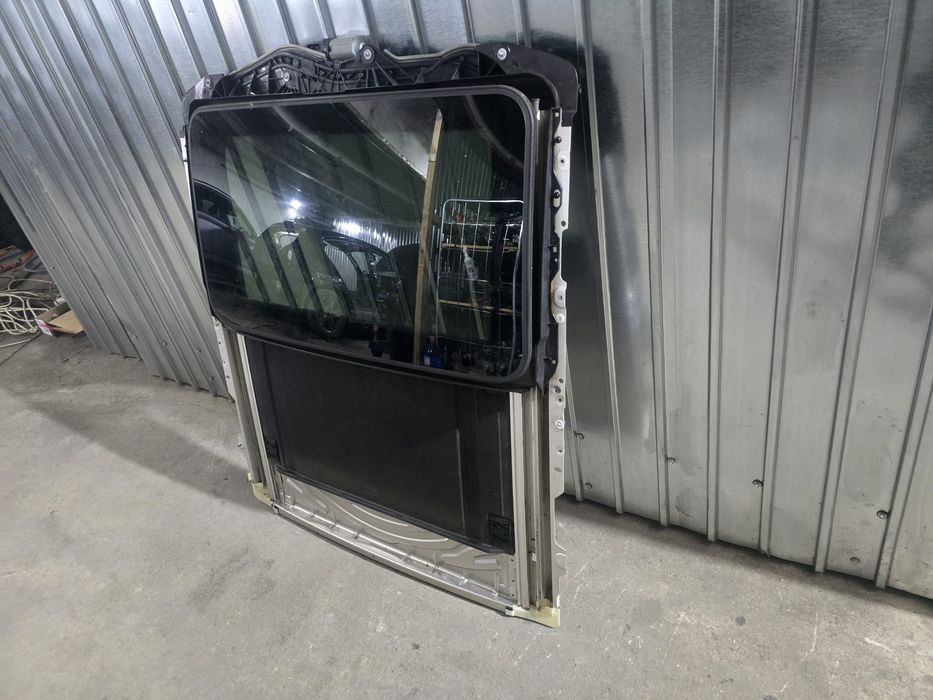 Trapă BMW e87 / 81 seria 1 completă