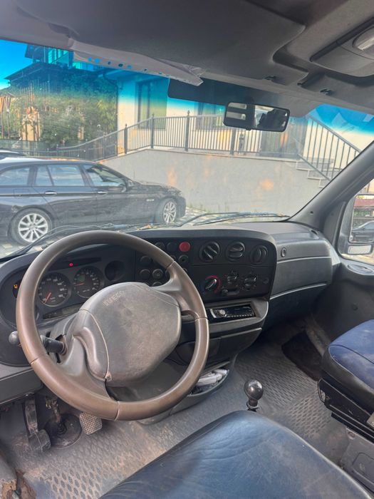 Vand autoutilitara Iveco Daily 2.8 D, 6 locuri, basculabil