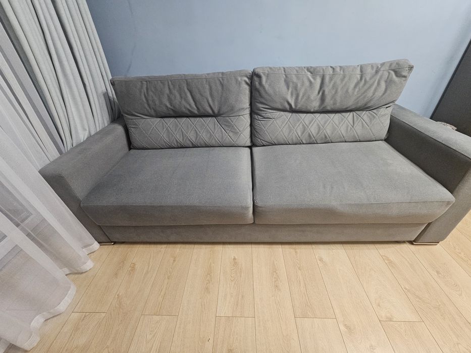 Продам диван (антивандальная ткань)