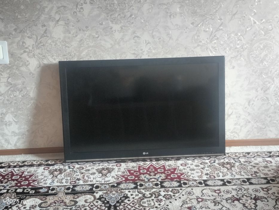 Продам б/у Телевизор LG