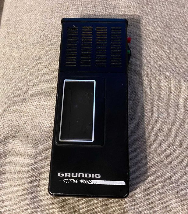 Reportofon Grundig Stenorette 2070 pe stenocaseta functional colectie