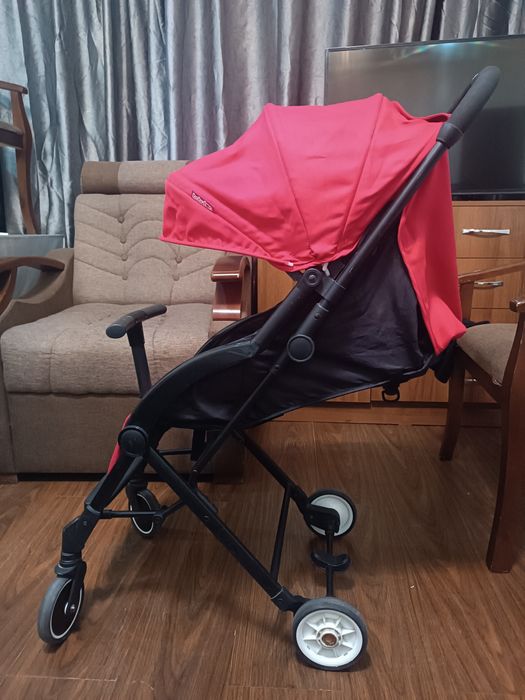 Детская коляска в отличном состоянии