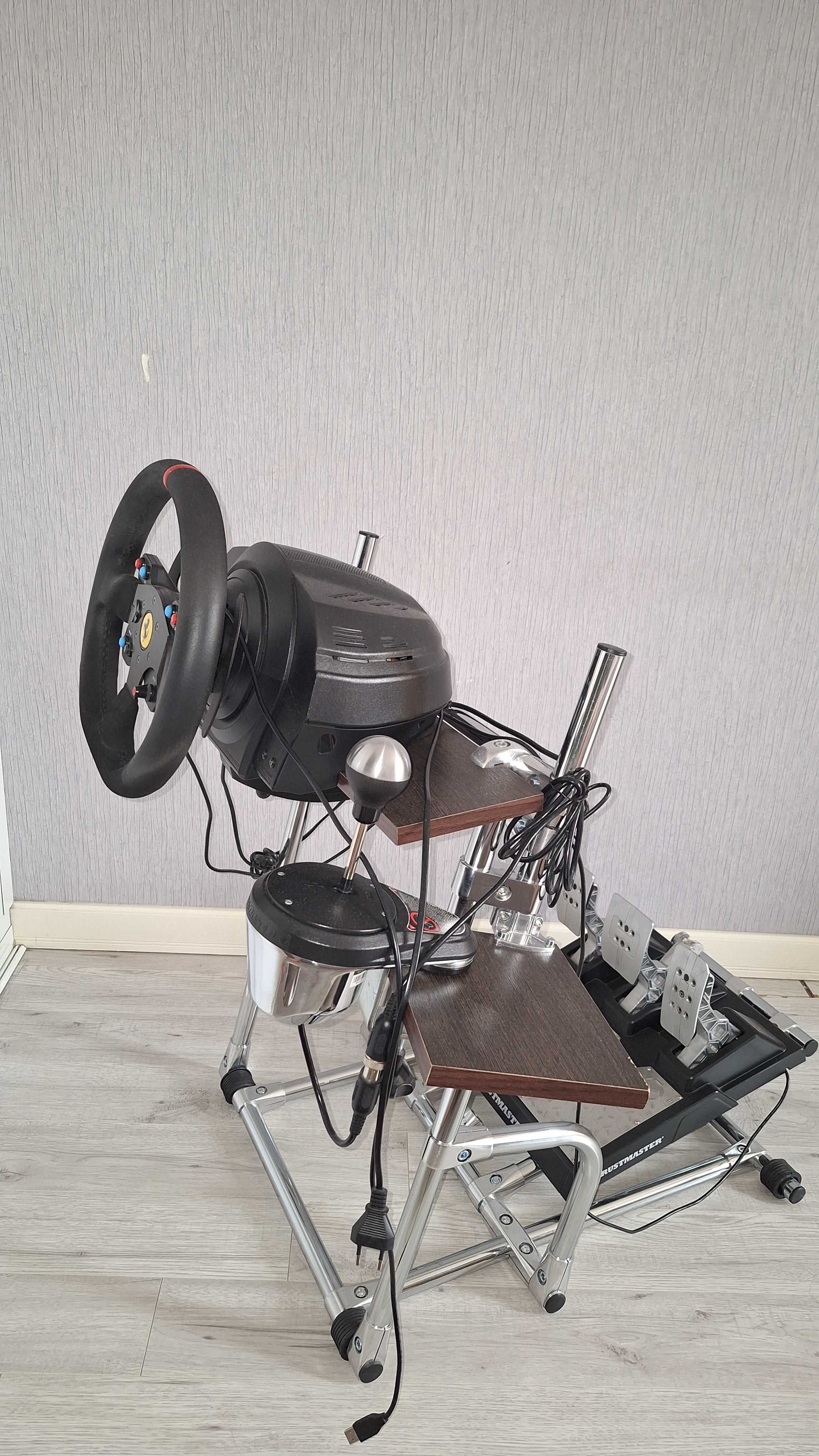 Комплект игрового руля Thrustmaster T300