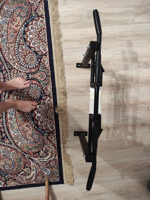 Турник настенный новый