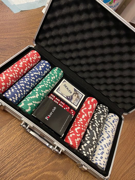 Trusa pentru poker