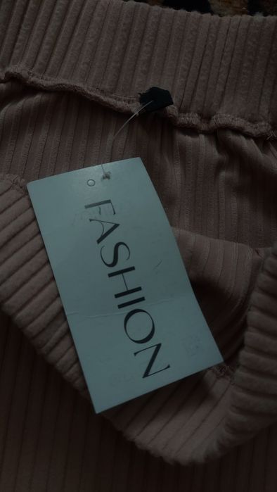 Продам новую юбку