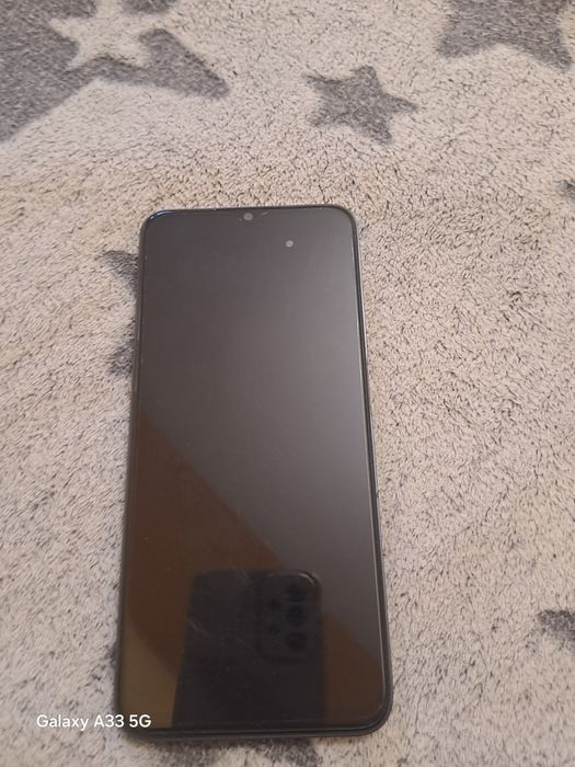 Продавам телефон  realmi c 35