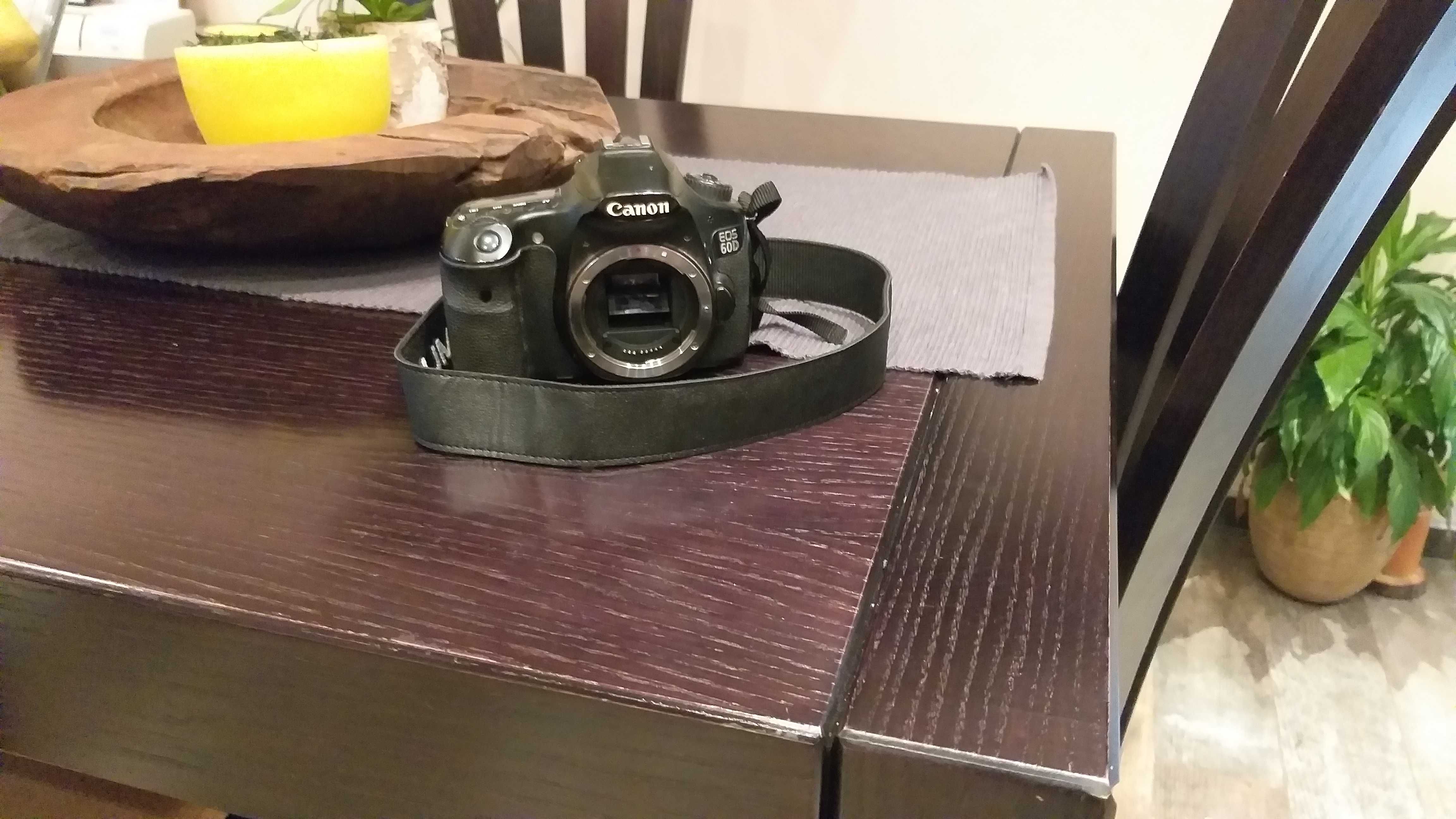 Фотоапарат Canon