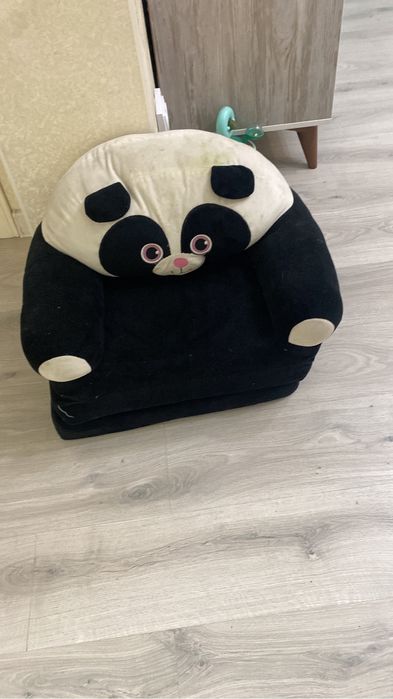 Продар деткое креслице Панда .