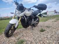 Vând Honda Hornet 2007