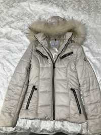 Geaca Moncler dama!