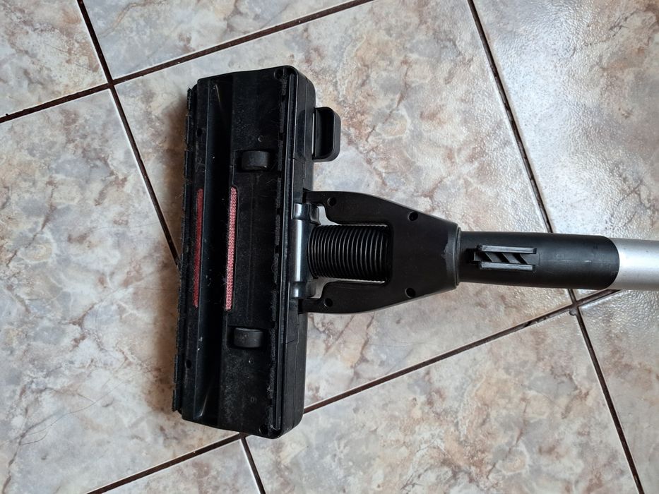 Perie și coada telescopica Rowenta