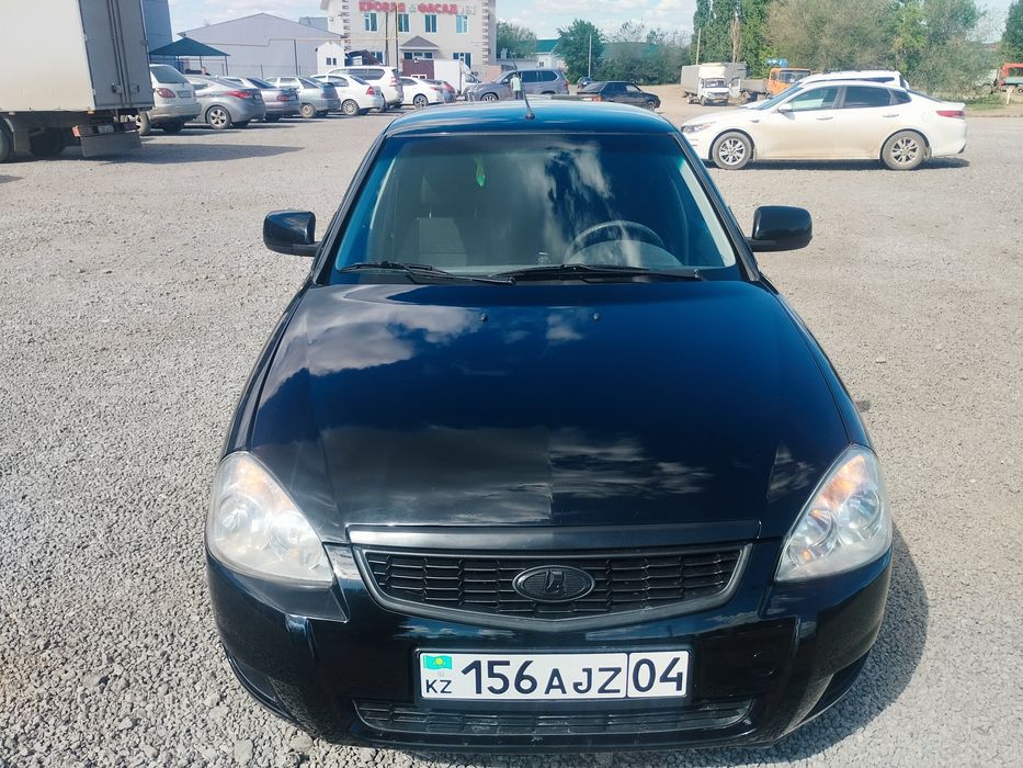 Продам приора хэтчбек кондиционер музыка буфер шумка газ бензин