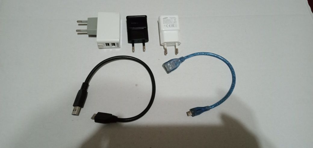 Продам разные зарядки кабели