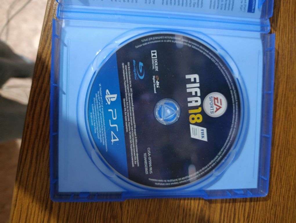 продам игру fifa 18