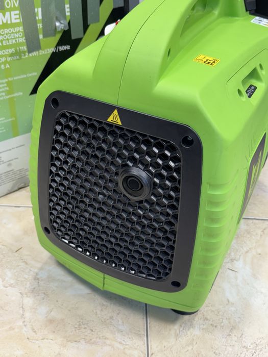 Продавам инверторен генератор Zipper ZI-STE2000IV