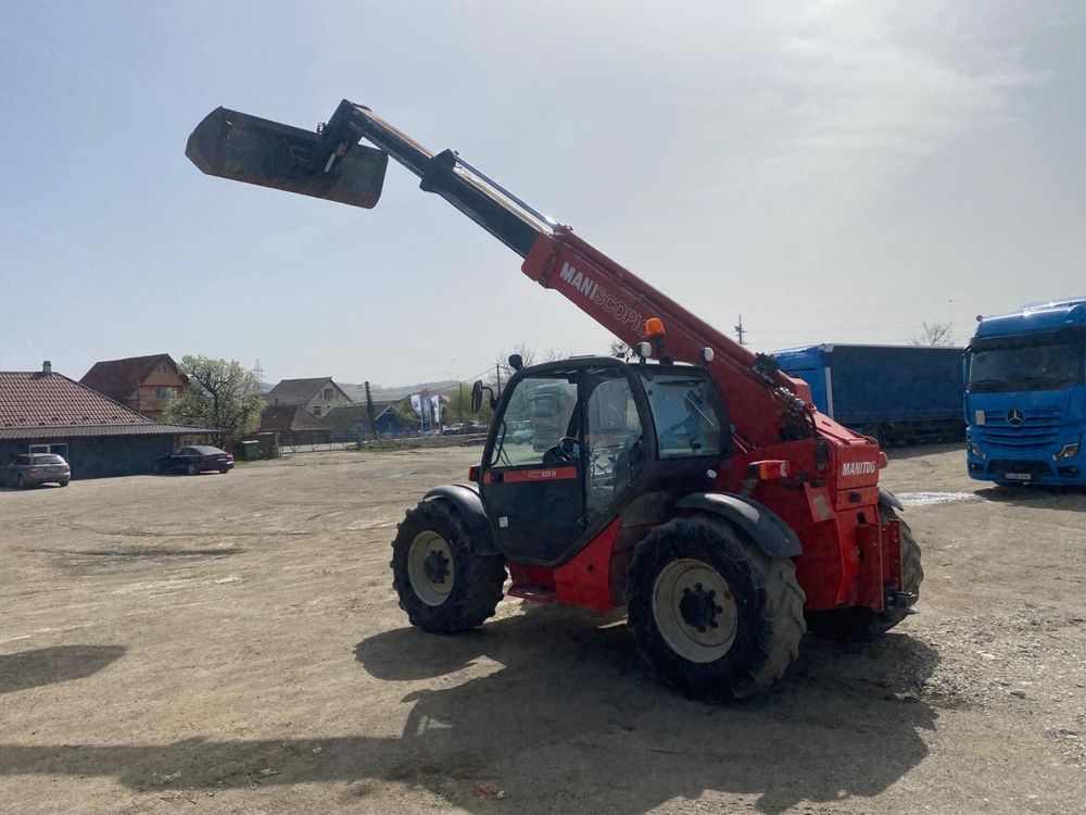 Incarcator frontal telescopic Manitou MLT 935 H