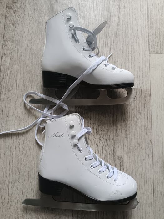 Коньки новые девочковые