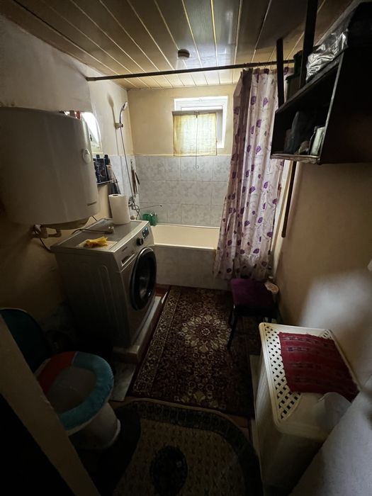 Продаётся 2х комнатный домик, ориентир Транспортный институт,корзинка.