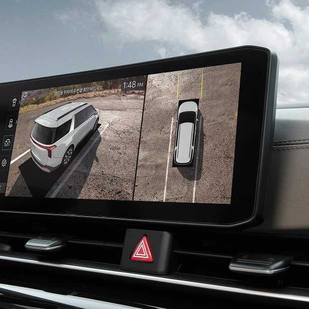 Янгиланган Kia Carnival