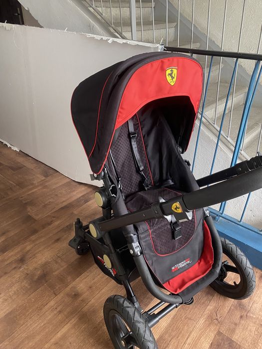 Carucior 3 in 1 Trio Ferrari Beebop, utilizat, in stare foarte buna