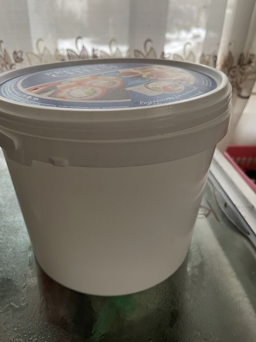 Ведра с крышками