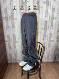 Pantaloni pants sweats joggers Nike Basketball poliester oversize gri