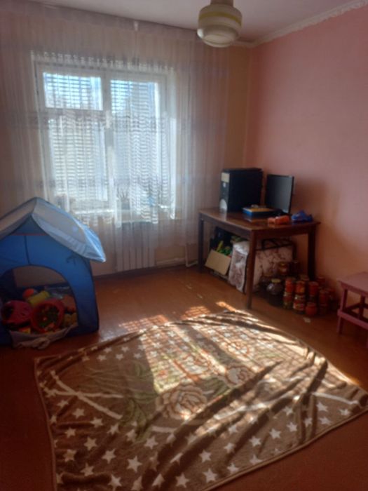 Продается 4х комнатная квартира