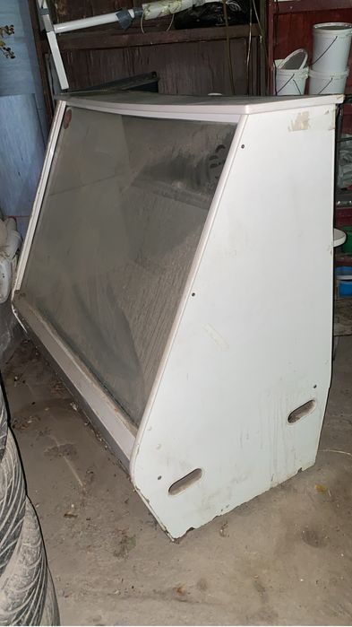 Холодилник для магазина