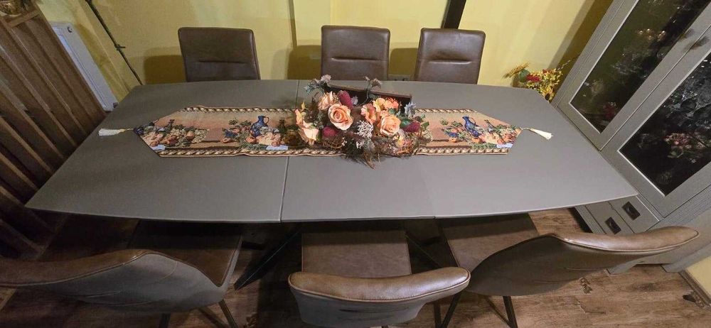 Masa feronerie metalica cu blat securit cu 6 scaune