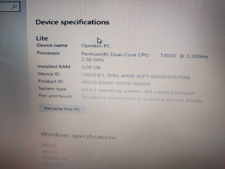 Продавам работещ лаптоп Aspire 5736Z