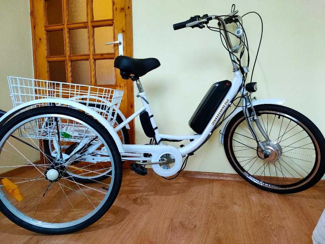 Tricicleta electrica adulti 24 toli(inch) 6 viteze unisex- NOUA