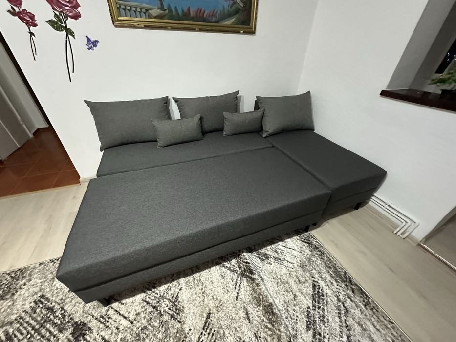 Canapea extensibilă gri – nouă, în stare excelentă – 1300 RON