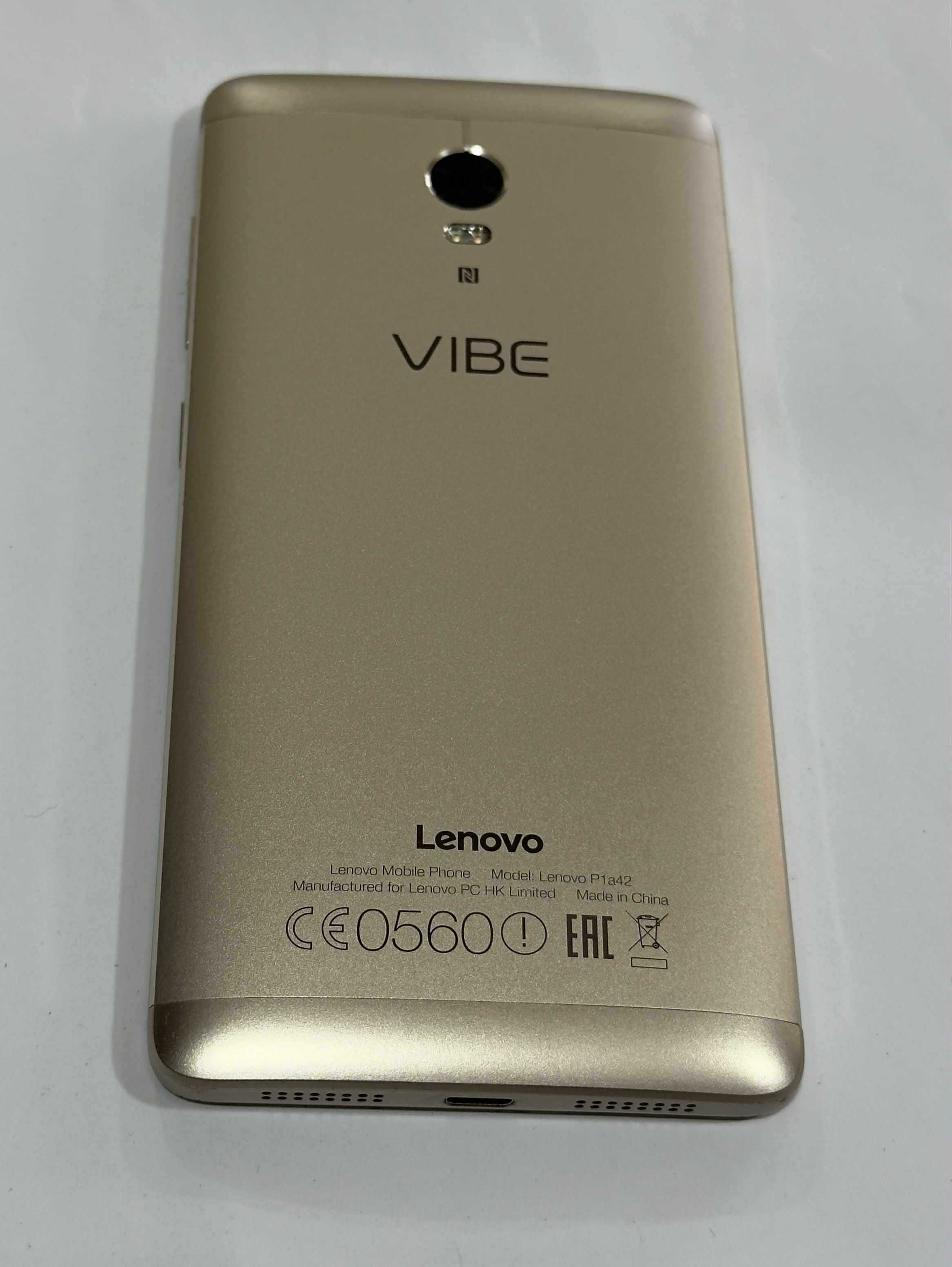 Телефон Lenovo Vibe P1