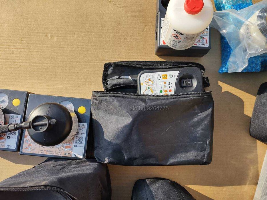 Мобилен Компресор Авариен Комплект с Пяна за Гуми Авто компресор