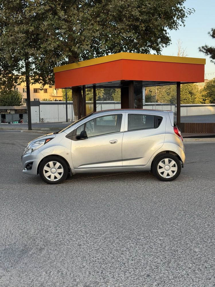 Spark 1.25 srochna sotiladi